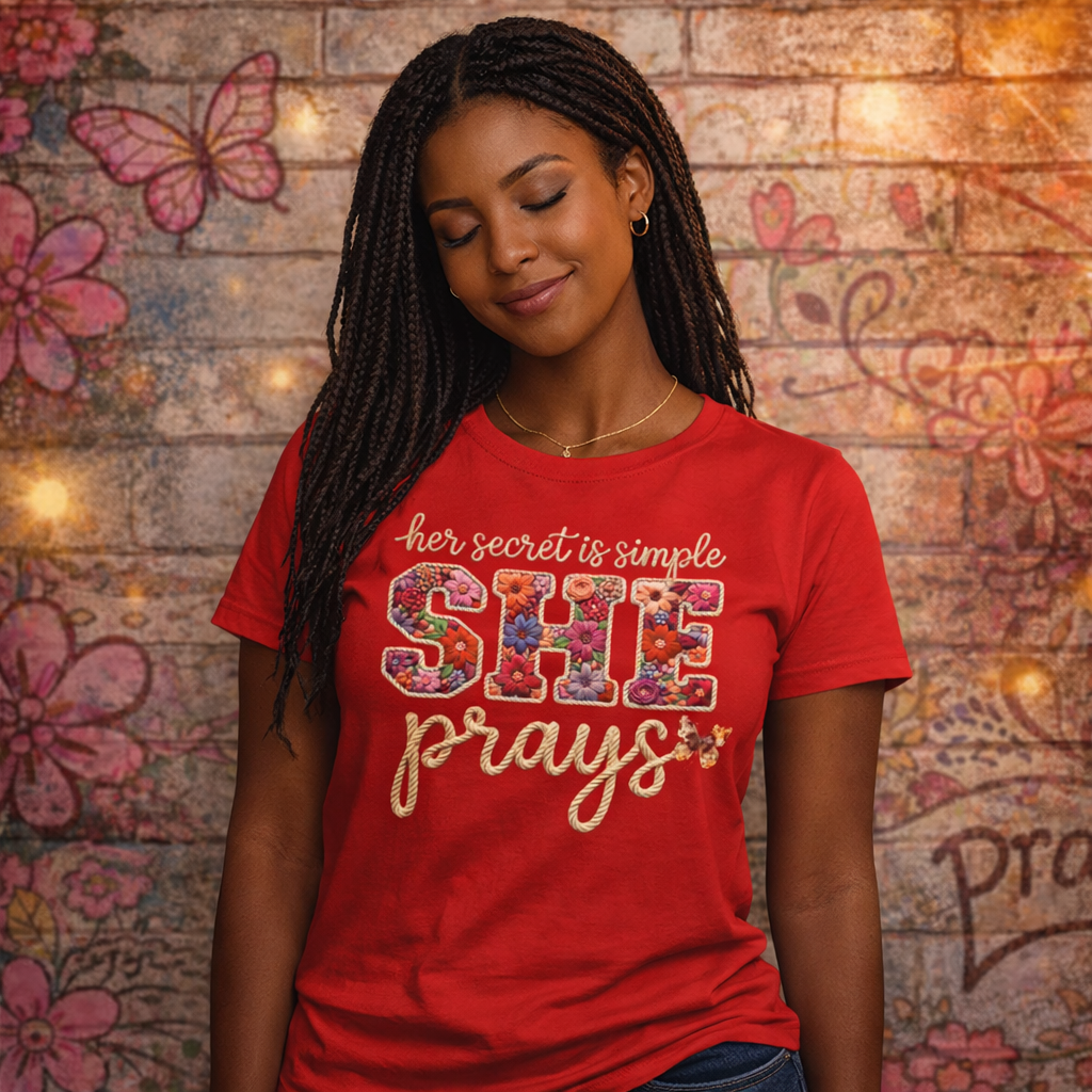 She Prays Floral Tee — Inspirational Christian Women's T‑Shirt